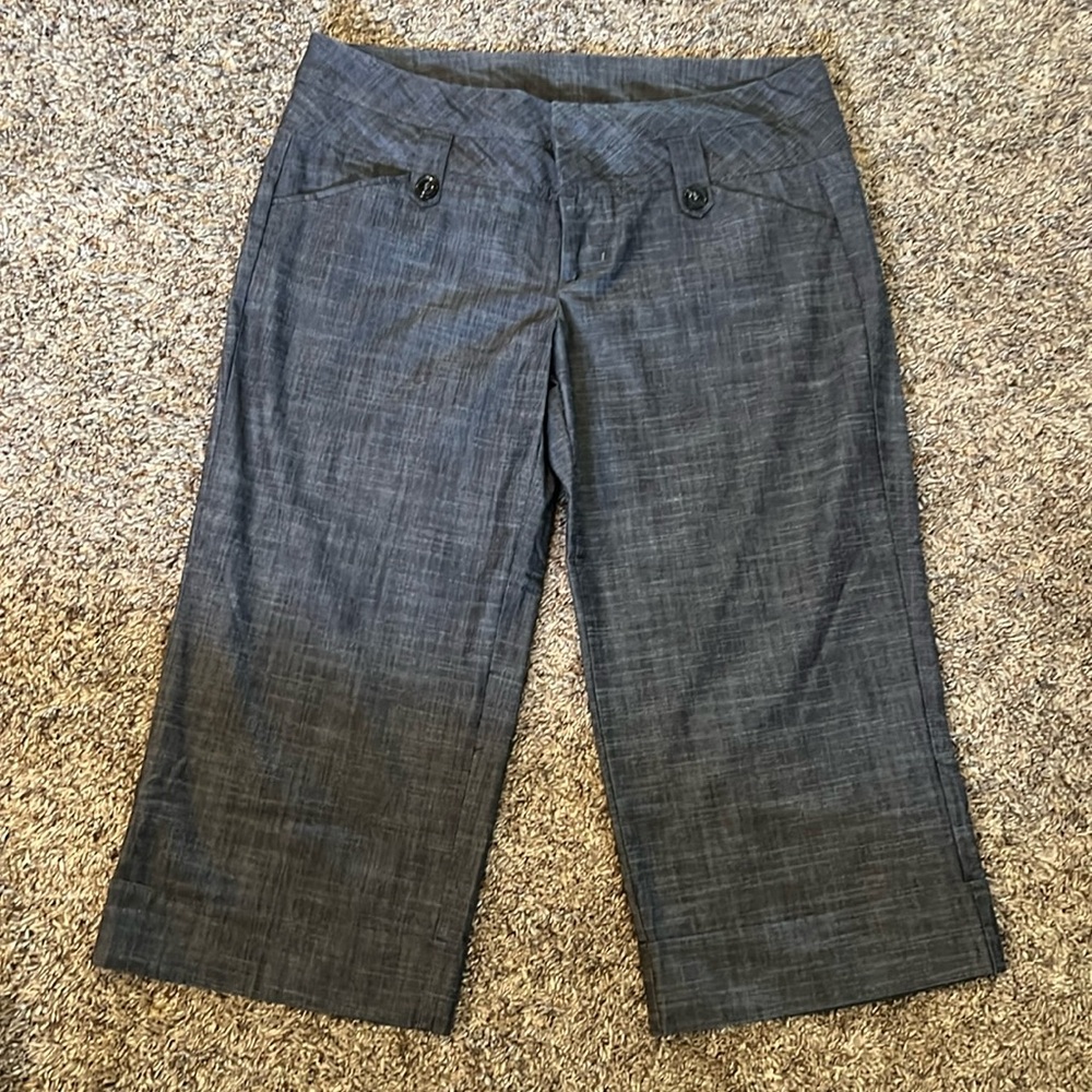 Vanity capris
